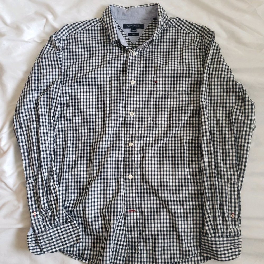 Medium Tommy Hilfiger button up